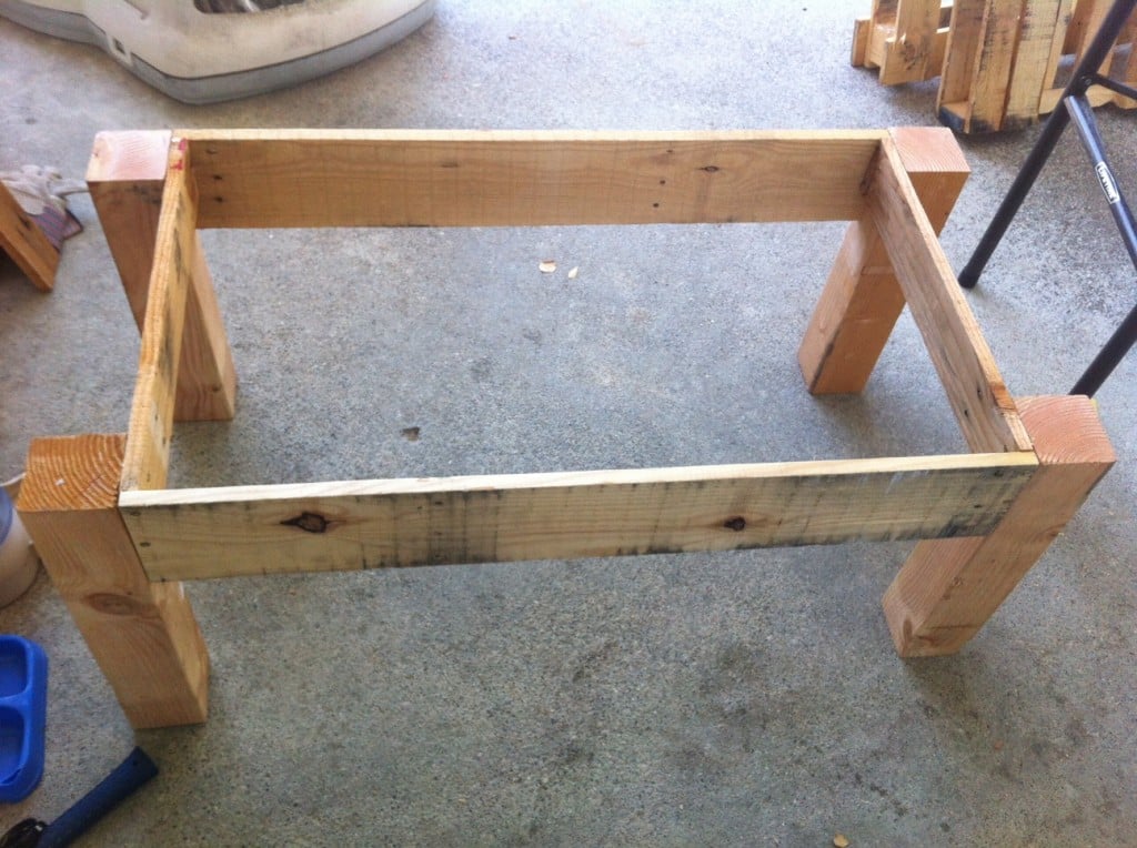 Pallet Coffee Table - Little Bits of...